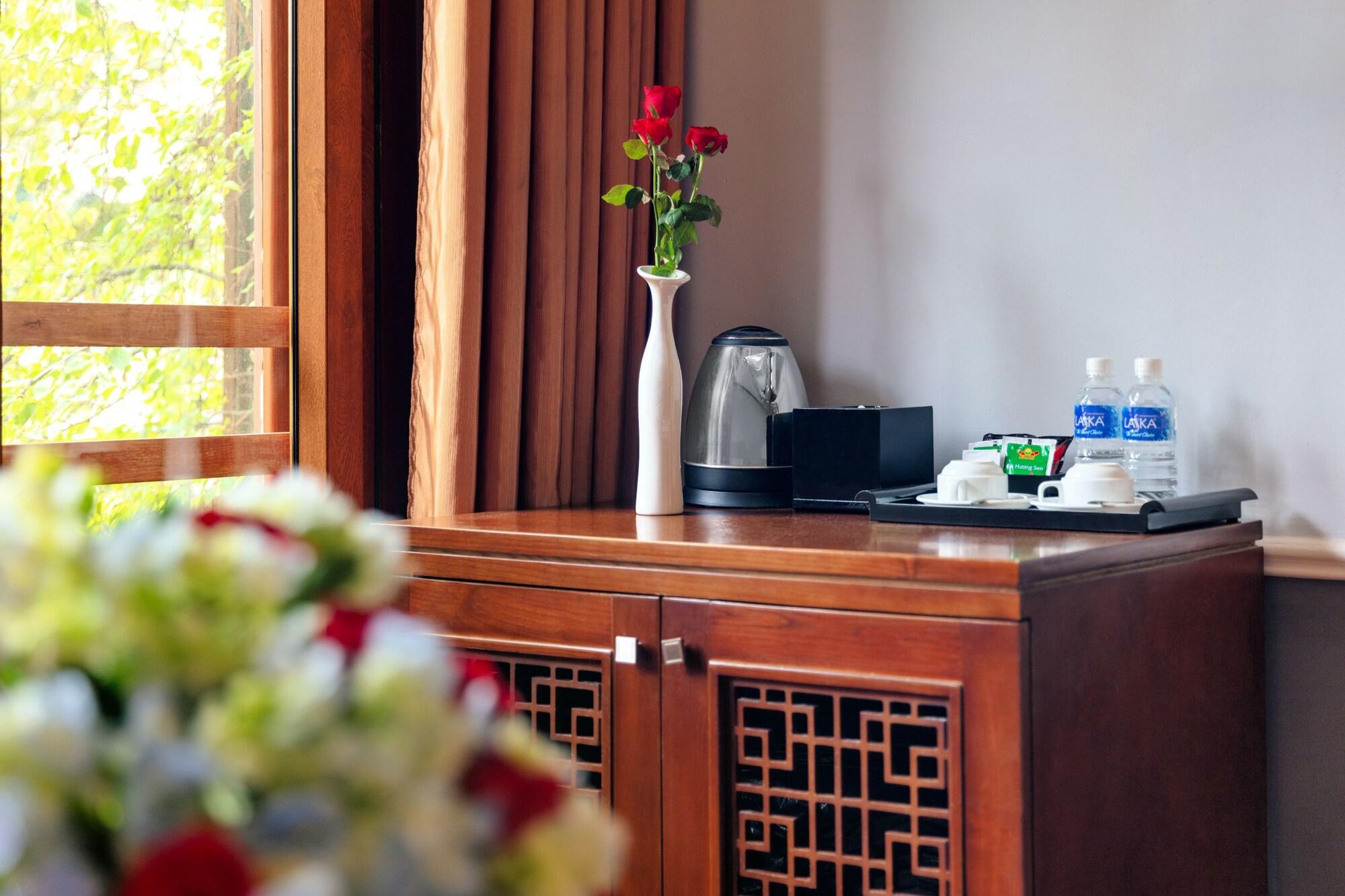 האנוי Classy Holiday Hotel & Spa מראה חיצוני תמונה