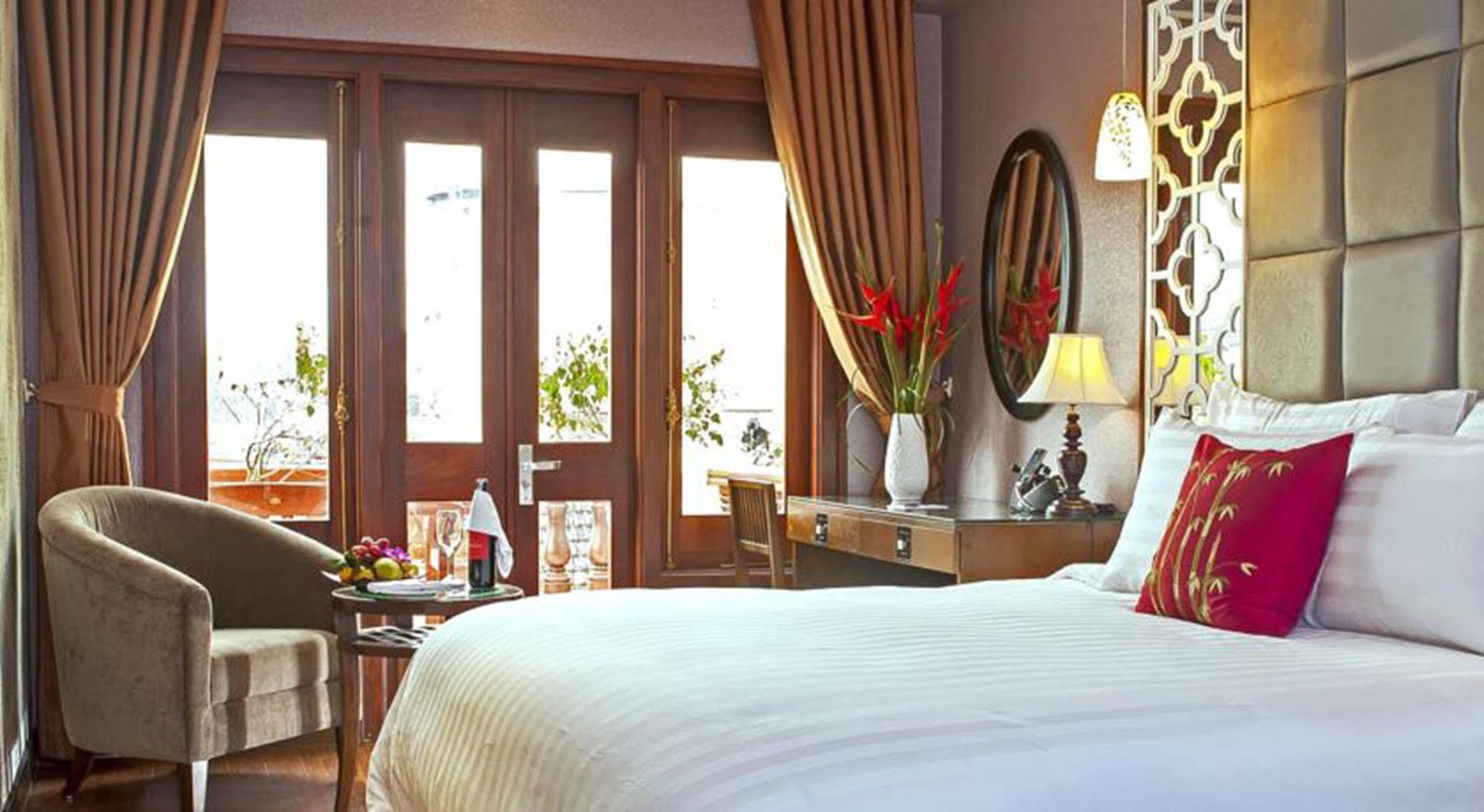האנוי Classy Holiday Hotel & Spa מראה חיצוני תמונה